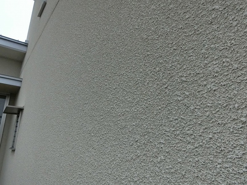 富山の気候に適した無塗装サイディングと吹付け塗装 建築工房アシストプラスアルファ株式会社